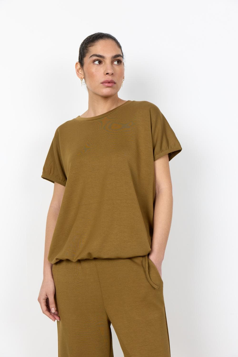 Banu 237 Top